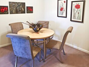 Regency Court in Orchard Park, NY - Building Photo - Building Photo