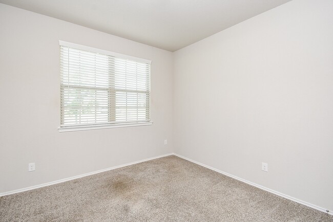 5530 Redwood Summit Ln