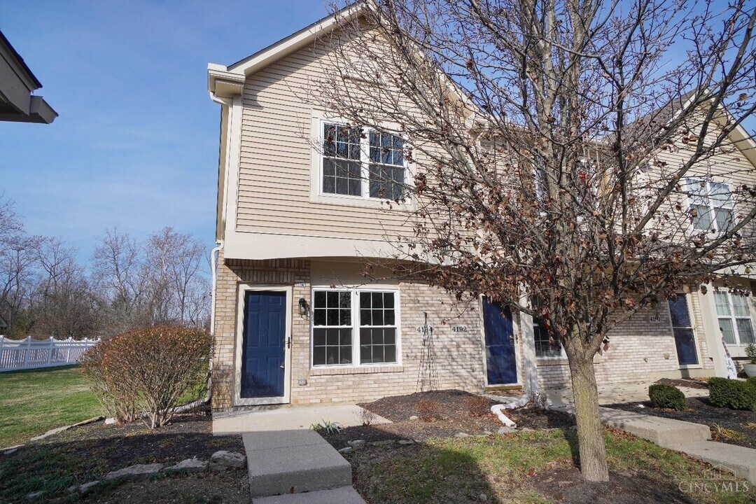 4194 Spyglass Hill in Mason, OH - Building Photo
