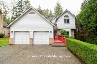23228 NE 21st Pl in Sammamish, WA - Building Photo