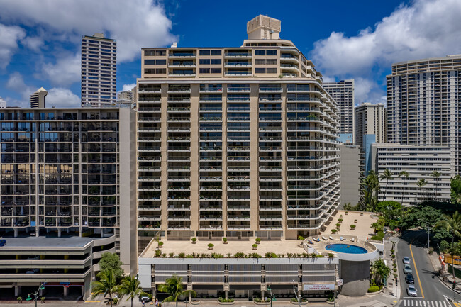 The Wailana at Waikiki in Honolulu, HI - Building Photo - Building Photo