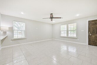 10633 Flaxman St in Houston, TX - Building Photo - Building Photo