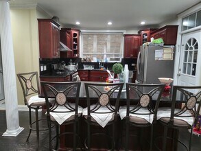 5822 N Spaulding Ave, Unit 2 in Chicago, IL - Building Photo - Building Photo