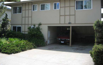 1718 S Grant St in San Mateo, CA - Building Photo - Building Photo