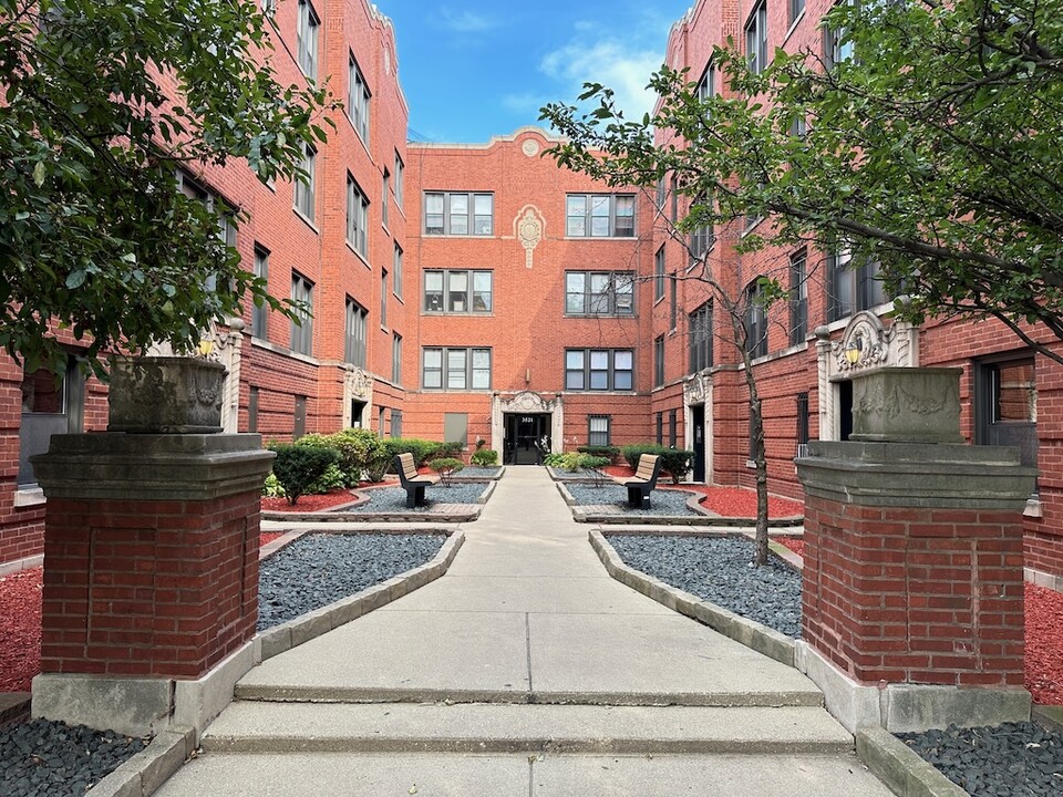 3522 N Racine Ave in Chicago, IL - Building Photo