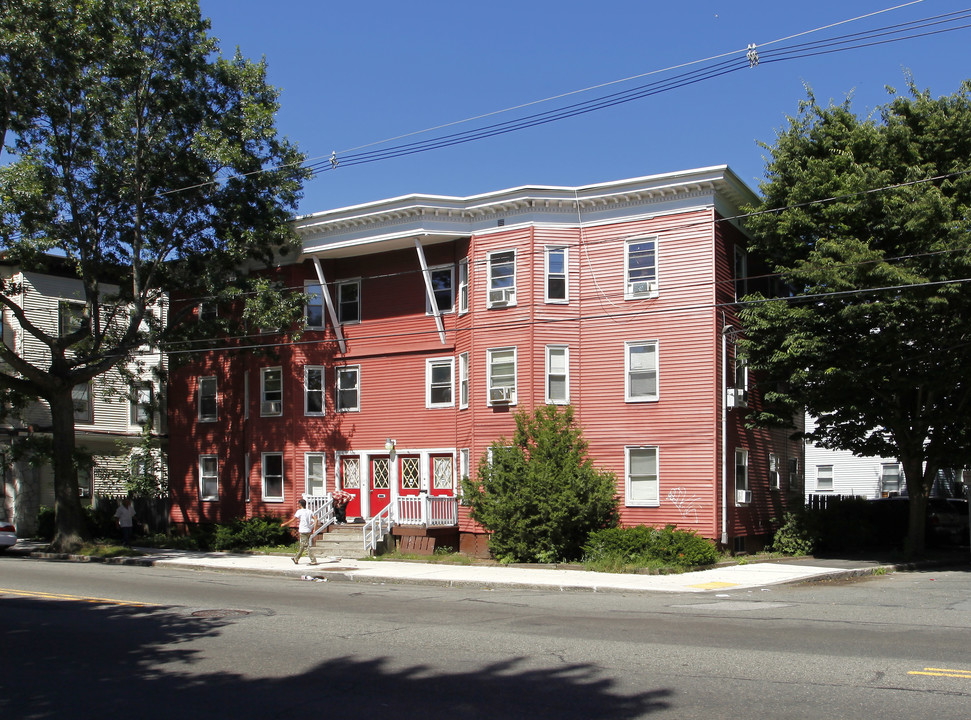 645 Western Ave in Lynn, MA - Foto de edificio