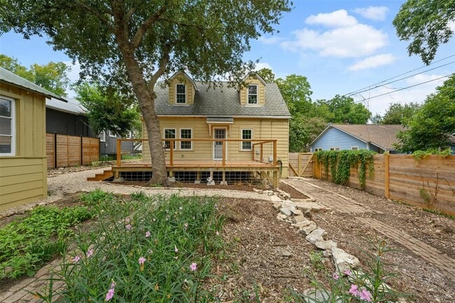 property at 2111 Kenwood Ave