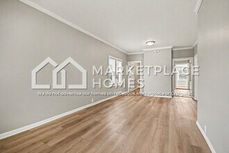 11256 S Homewood Ave in Chicago, IL - Building Photo - Building Photo