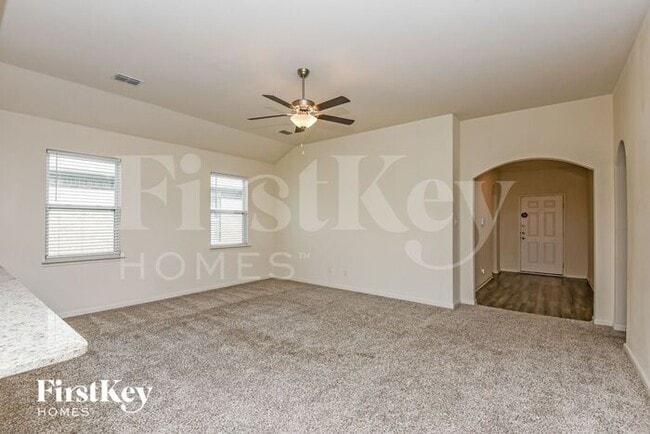 173 Banjo Trl in Newark, TX - Building Photo - Building Photo