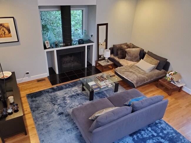 property at 710 Redwood Ave