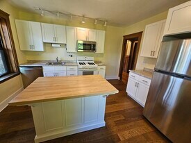 57 Cummings Rd, Unit 2 in Boston, MA - Building Photo