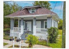 1271 Hart St in Jacksonville, FL - Building Photo