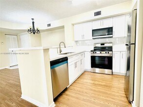 2153 Renaissance Blvd in Miramar, FL - Building Photo - Building Photo