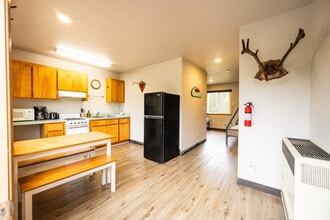 46435 Maudi Dr in Kenai, AK - Building Photo - Building Photo
