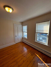 93 Hobart St, Unit 3 in Boston, MA - Foto de edificio - Building Photo