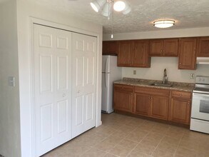 1254 Argonne Dr in Natrona Heights, PA - Building Photo - Building Photo