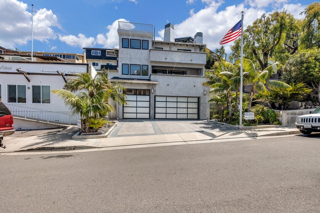 103 Calle Bonito in San Clemente, CA - Foto de edificio