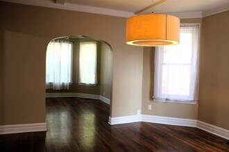 4213 W Kamerling Ave in Chicago, IL - Building Photo - Building Photo