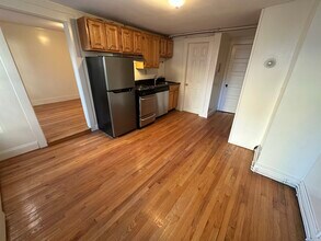 238 Cambridge St, Unit 2 in Boston, MA - Building Photo - Building Photo