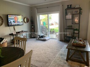 2761 W Kilimanjaro Way in Rogers, AR - Building Photo - Building Photo