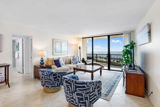 300 Ocean Trail Way in Jupiter, FL - Building Photo - Building Photo
