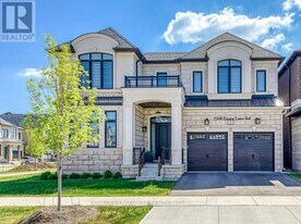 2336 Edward Leaver Trl in Oakville, ON - Building Photo