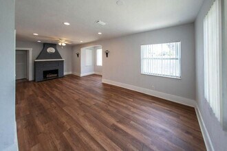 4116 Virginia Terrace in West Palm Beach, FL - Building Photo - Building Photo