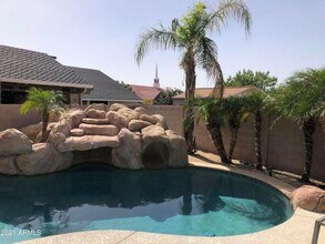 5233 E Carmel Ave in Mesa, AZ - Building Photo - Building Photo