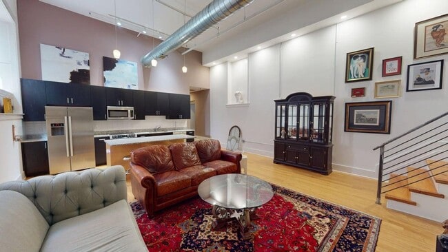 417 Vine St in Cincinnati, OH - Building Photo - Building Photo
