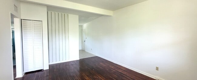2977 Collier Ave in Jacksonville, FL - Building Photo - Building Photo
