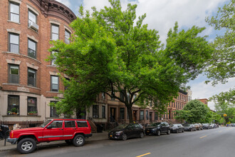 766 Union Street in Brooklyn, NY - Building Photo - Building Photo