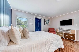 1704 Oak St in Melbourne, FL - Building Photo - Building Photo