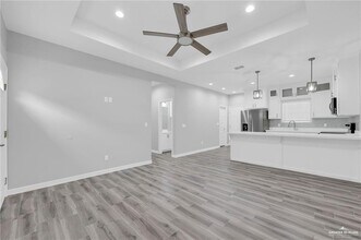 9 San Vicente in Weslaco, TX - Building Photo - Building Photo