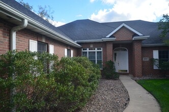 4900 Royal Lytham Dr in Columbia, MO - Building Photo - Building Photo