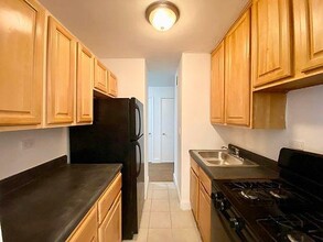 410 St Nicholas Ave in New York, NY - Building Photo - Building Photo
