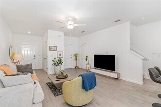 710 NW 126th Terrace in Newberry, FL - Building Photo - Building Photo