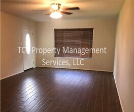 233 E Balboa Dr in Tempe, AZ - Foto de edificio - Building Photo