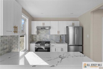 1608 Brunswick Ave in Lawrence Township, NJ - Building Photo - Building Photo