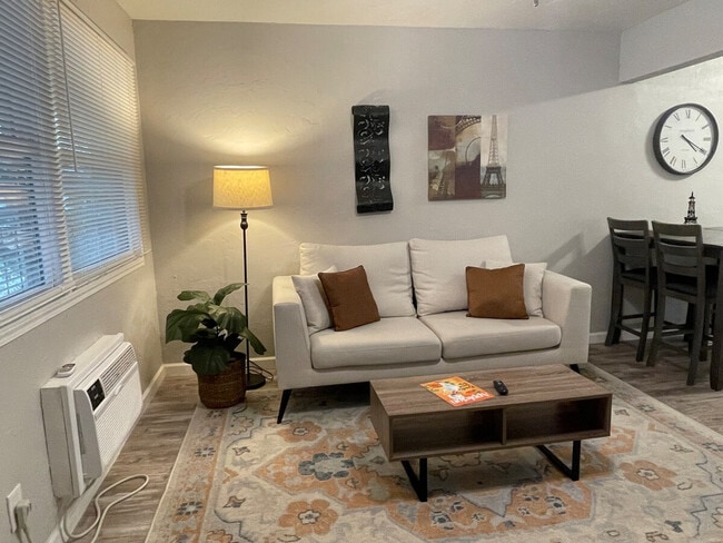 915 W Weiland Ave, Unit SI ID1296524P in Appleton, WI - Building Photo - Building Photo