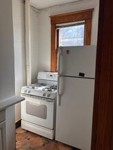 36 Miles Ave in Middletown, CT - Building Photo - Building Photo