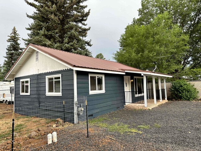 property at 2041 Aspen Dr