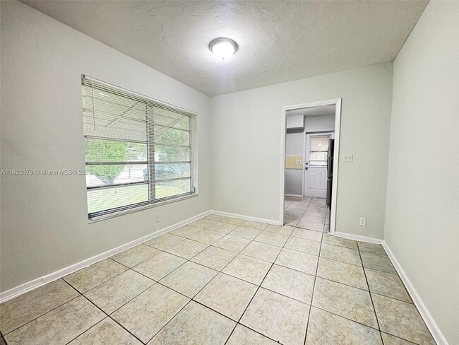 1900 NW 12th Ave in Fort Lauderdale, FL - Building Photo - Building Photo