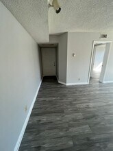 706 Executive Center Dr in West Palm Beach, FL - Building Photo - Building Photo