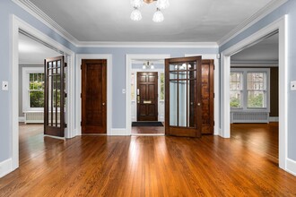 1015 Olivia Ave in Ann Arbor, MI - Building Photo - Building Photo