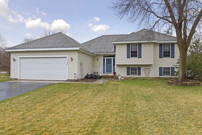 property at 6460 Devonshire Dr
