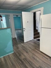 741 N Montello St, Unit Apt2 in Brockton, MA - Foto de edificio - Building Photo