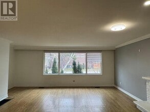 16 Whitelock Crescent in Toronto, ON - Building Photo - Building Photo