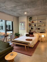 349 NW 31st St, Unit S1 in Miami, FL - Building Photo - Building Photo