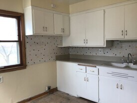 4505 N 44th St in Milwaukee, WI - Building Photo