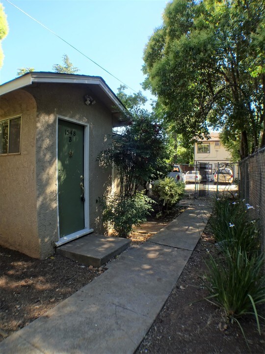 1548 Elm St in Chico, CA - Building Photo